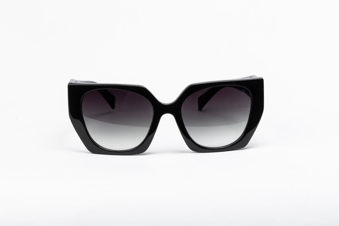 Quinn in Black on Black